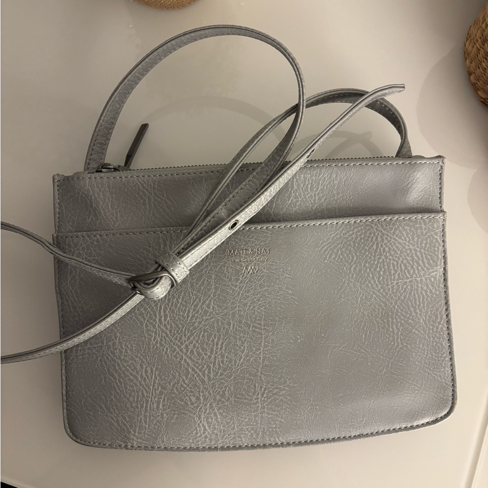 Matt & Nat Gray Minimalist Shoulder Bag